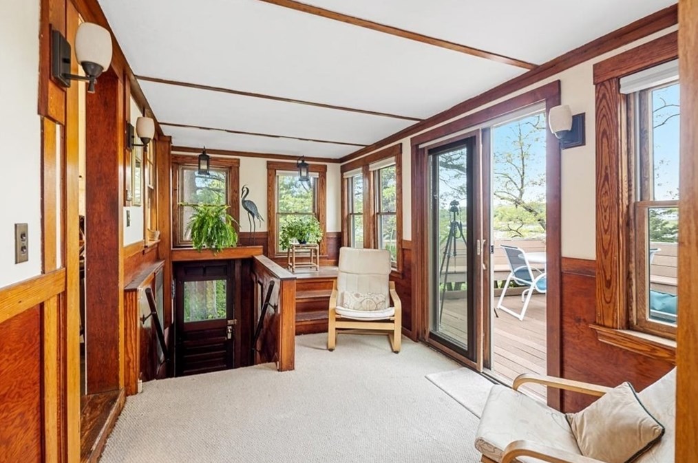 60 Clinton Rd, Weymouth MA 02189-3010 exterior