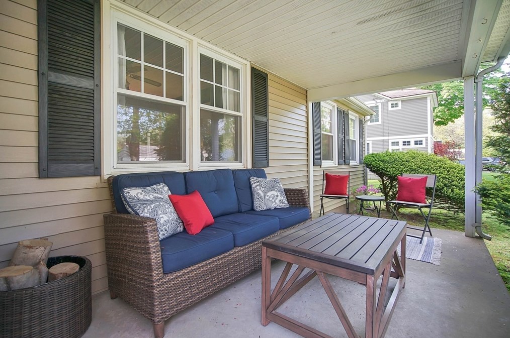 48 Maplewood St, Springfield MA 01106-3309 exterior