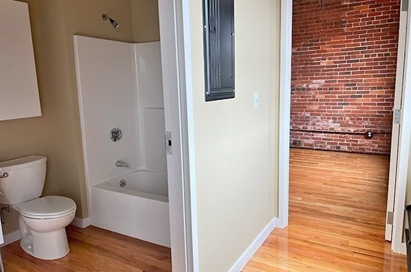 45 High St, North Andover MA  01845-2637 exterior