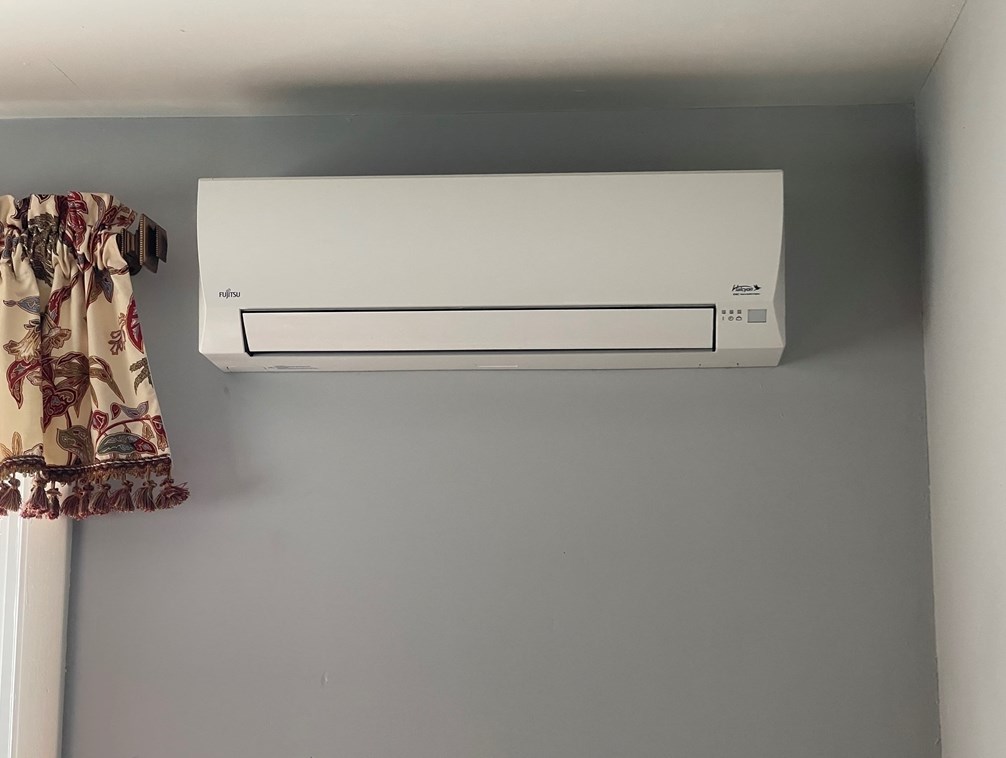 672 Grinnell St, Fall River MA 02721-3832 exterior