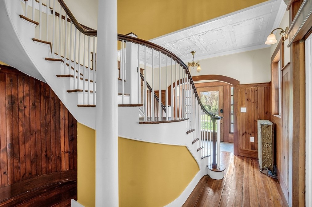 1178 Broadway, Haverhill MA  01832-1142 exterior