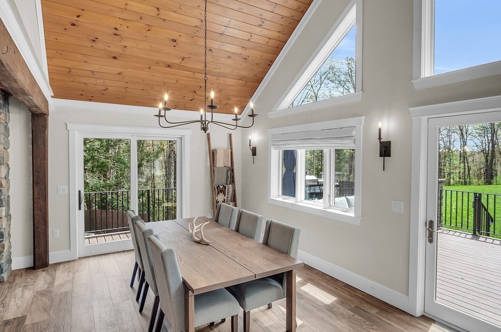 73 Minott St, Gardner MA 01440-3623 exterior