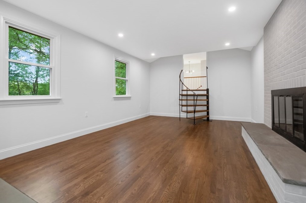 93 Beatrice Ln, Holliston MA 01746-1519 exterior