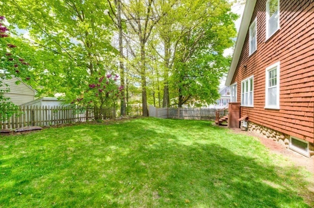 249 Webster St, Worcester MA  01603-2224 exterior