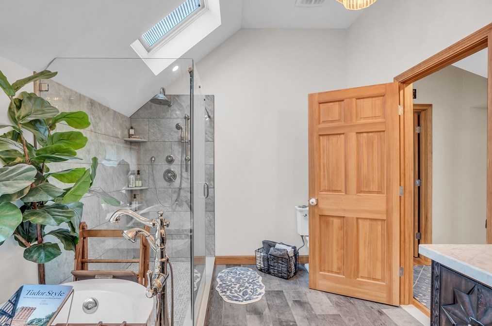 27 Kimball Ave, Ipswich MA 01938-1206 exterior