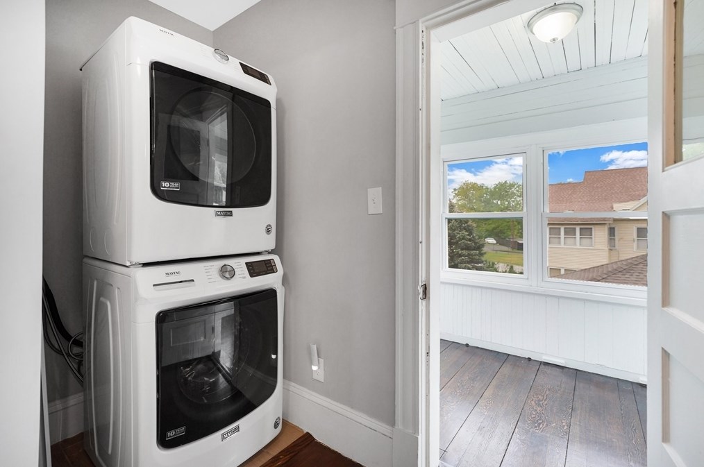 196 Nonotuck Ave, Chicopee MA 01013-2539 exterior