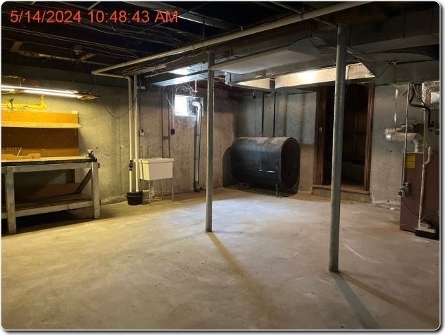 2 Stevens Ave, Middleton MA 01949-2388 exterior