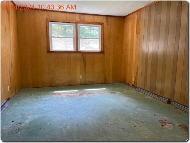 2 Stevens Ave, Middleton MA 01949-2388 exterior