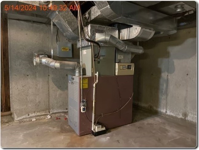 2 Stevens Ave, Middleton MA 01949-2388 exterior