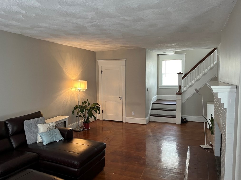 45 Eton St, Springfield MA  01108-2838 exterior