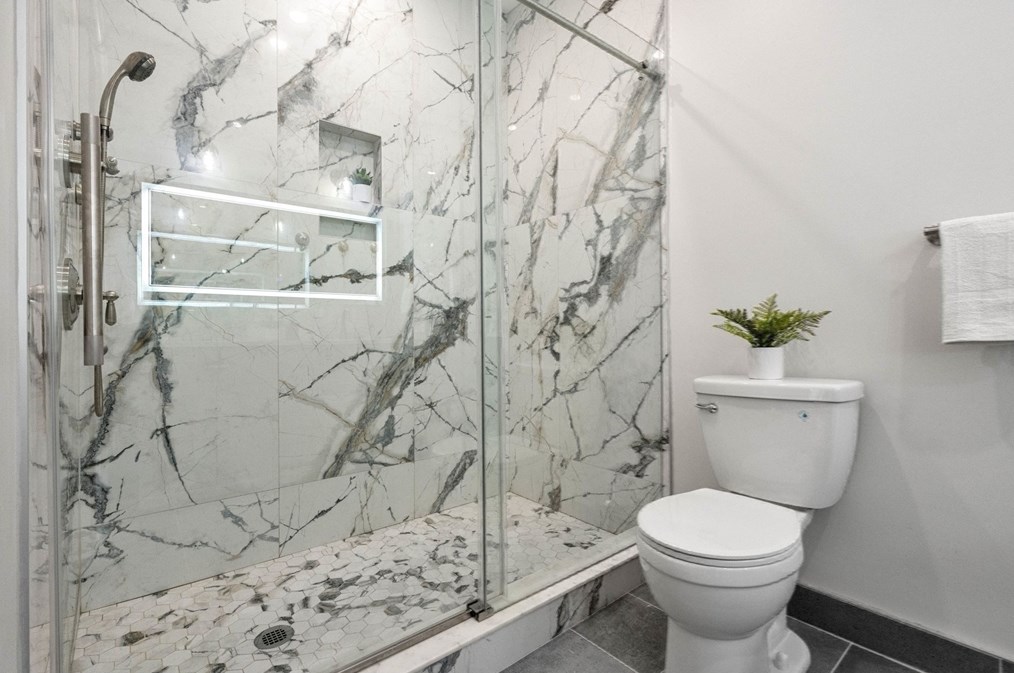 4 Melville Ave, Boston MA 02124-2104 exterior