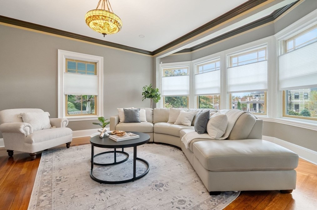 4 Melville Ave, Boston MA 02124-2104 exterior