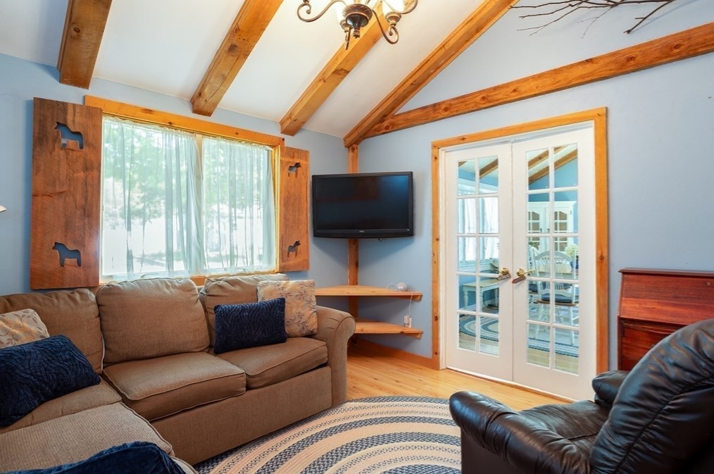 21 Mason St Ext, Bourne MA 02532-5329 exterior