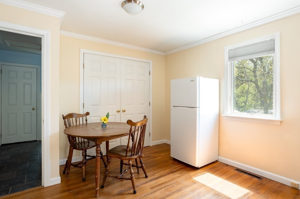 21 Mason St Ext, Bourne MA 02532-5329 exterior