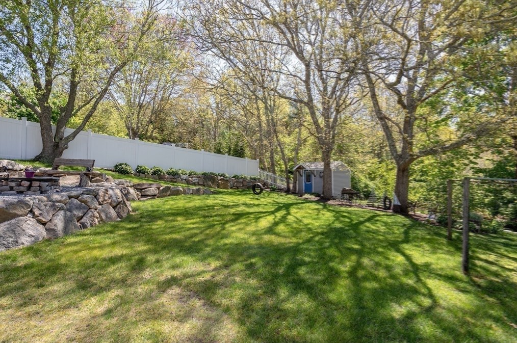 21 Mason St Ext, Bourne MA 02532-5329 exterior