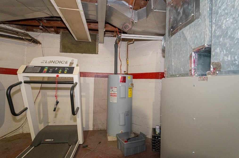 111 Holden St, Holden MA 01520-1736 exterior