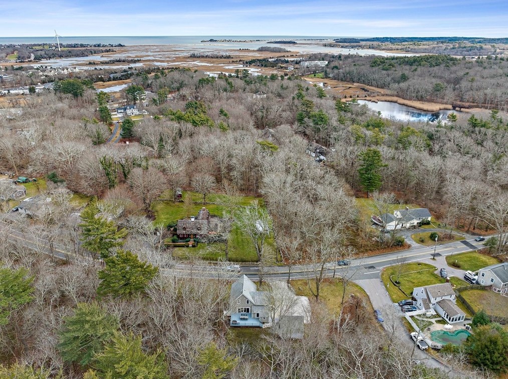 62 Cornet Stetson Rd, Scituate MA 02066-4452 exterior