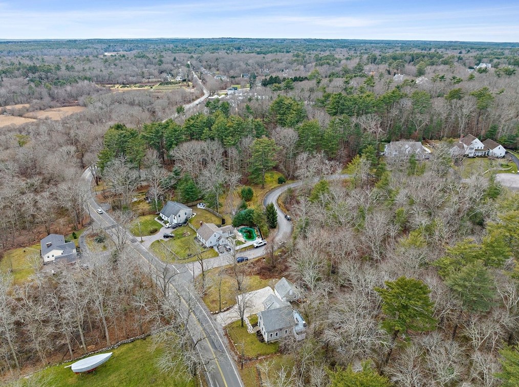 62 Cornet Stetson Rd, Scituate MA 02066-4452 exterior