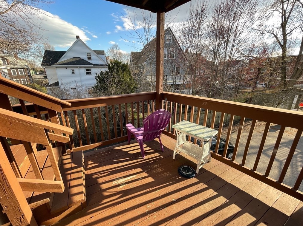 19 Bradbury St, Boston MA 02134 exterior