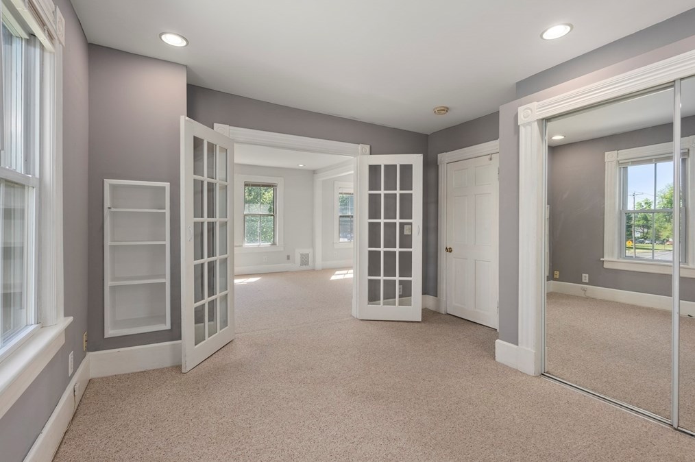 314 Springfield St, Chicopee MA 01013-2834 exterior