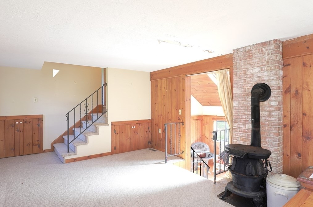 827 Shr Rd, Bourne MA 02559-1703 exterior