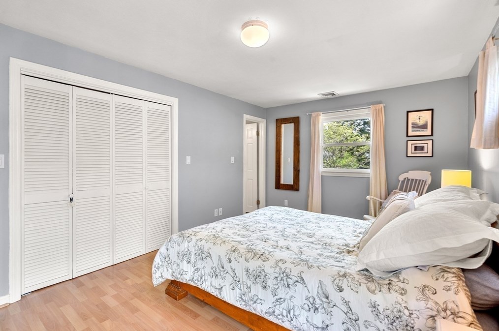 45 Evans Rd, Marblehead MA 01945-2447 exterior