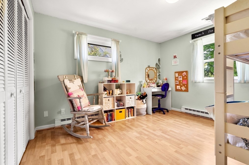 45 Evans Rd, Marblehead MA 01945-2447 exterior