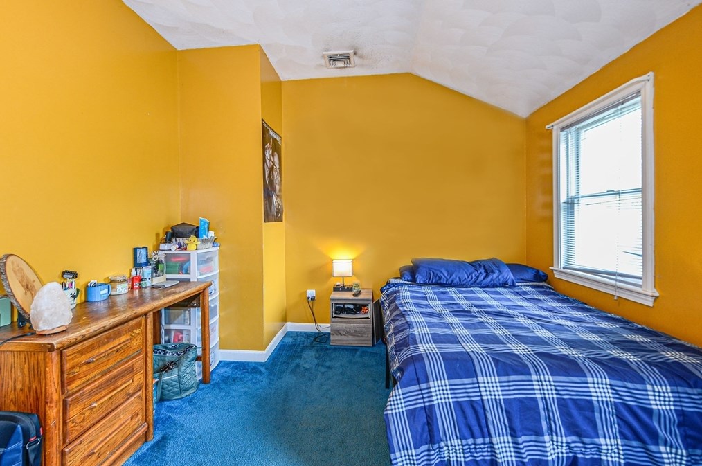 9 Rahway Rd, Burlington MA 01803-2040 exterior