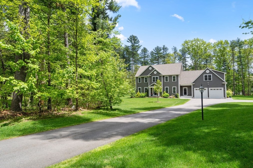 24 Cleveland St, Norfolk MA  02056-1003 exterior