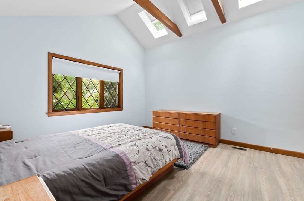 133 Lk St, Peabody MA 01960-3604 exterior