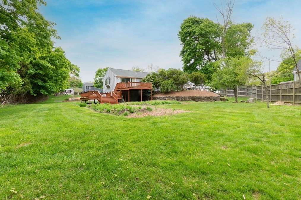 133 Lk St, Peabody MA 01960-3604 exterior