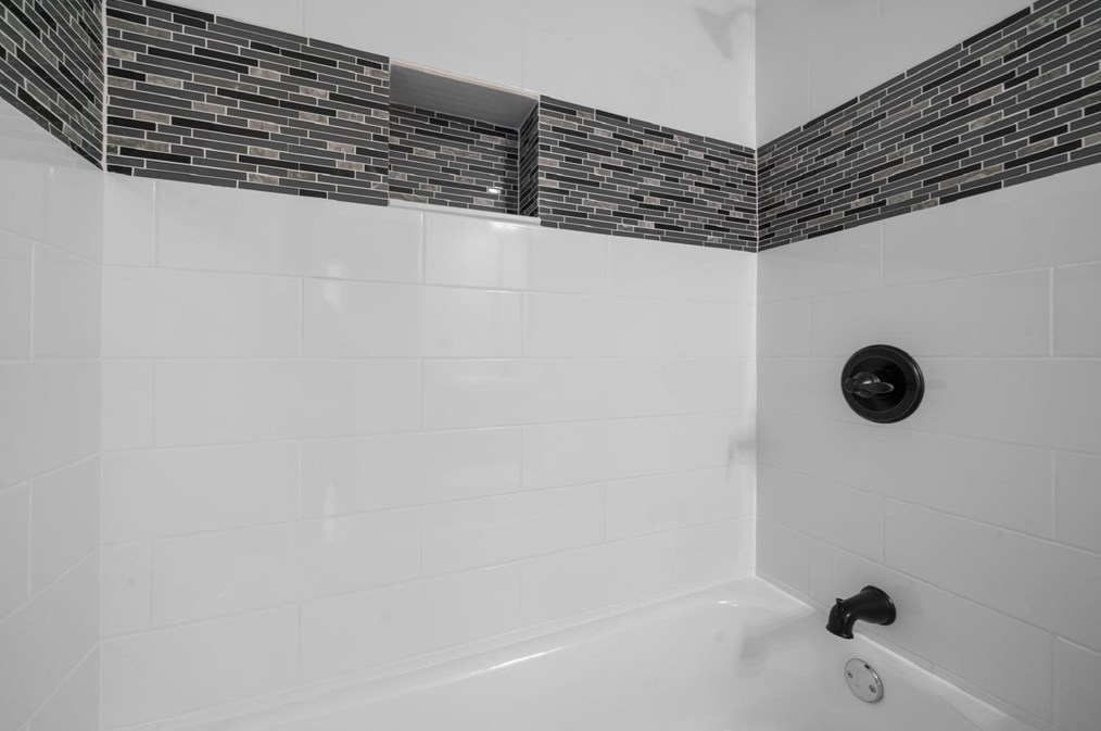 9 Hall St, Webster MA  01570-2330 exterior