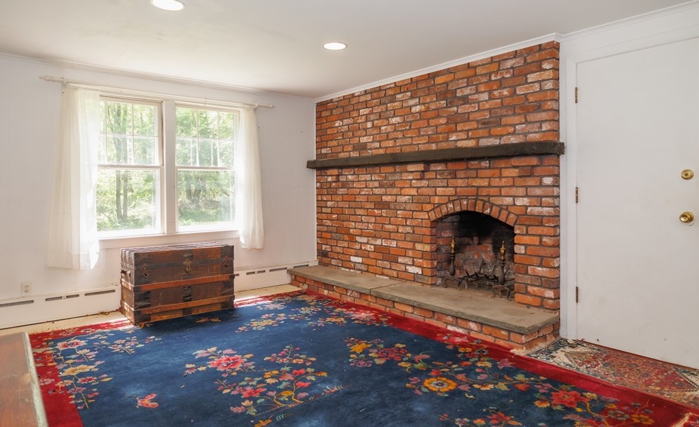 191 Bullard St, Holden MA 01520-2104 exterior