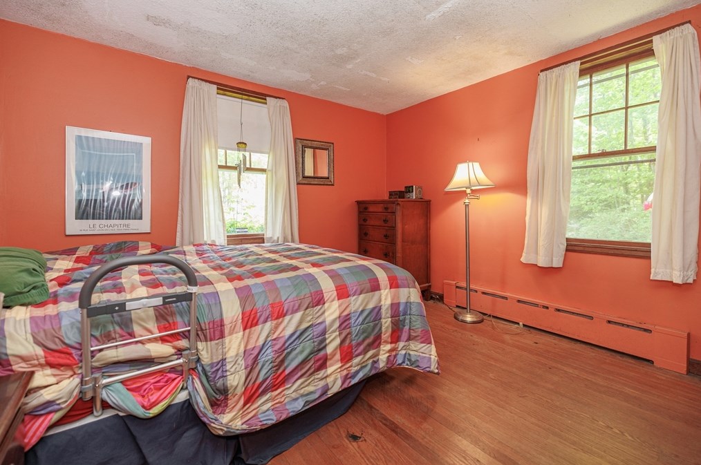 191 Bullard St, Holden MA 01520-2104 exterior