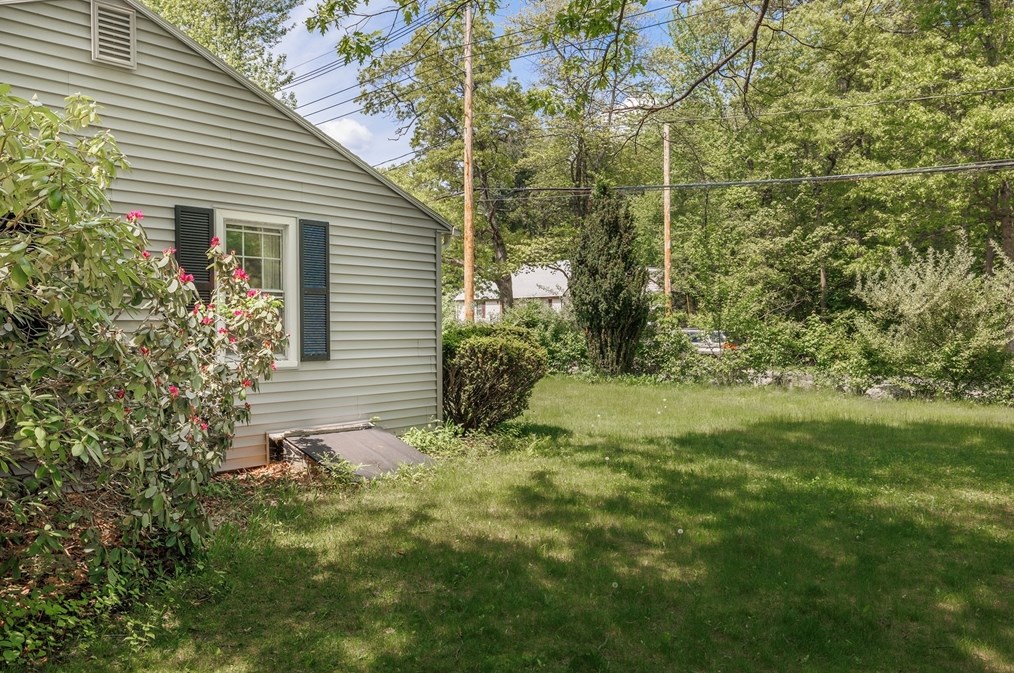 191 Bullard St, Holden MA 01520-2104 exterior