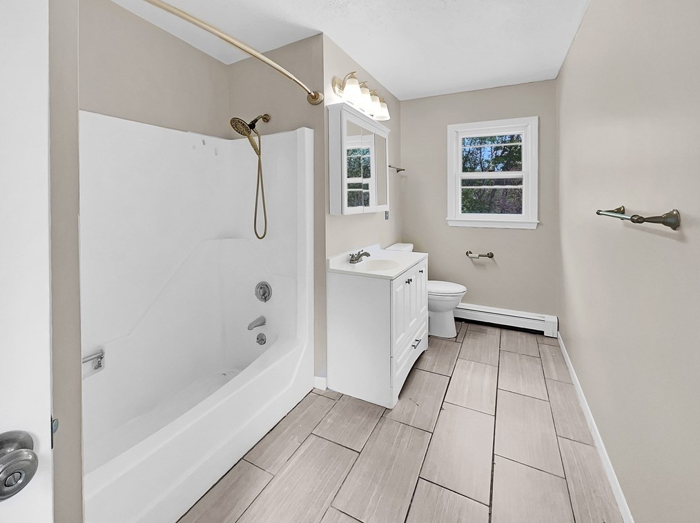 219 Congress St, Milford MA  01757-1403 exterior