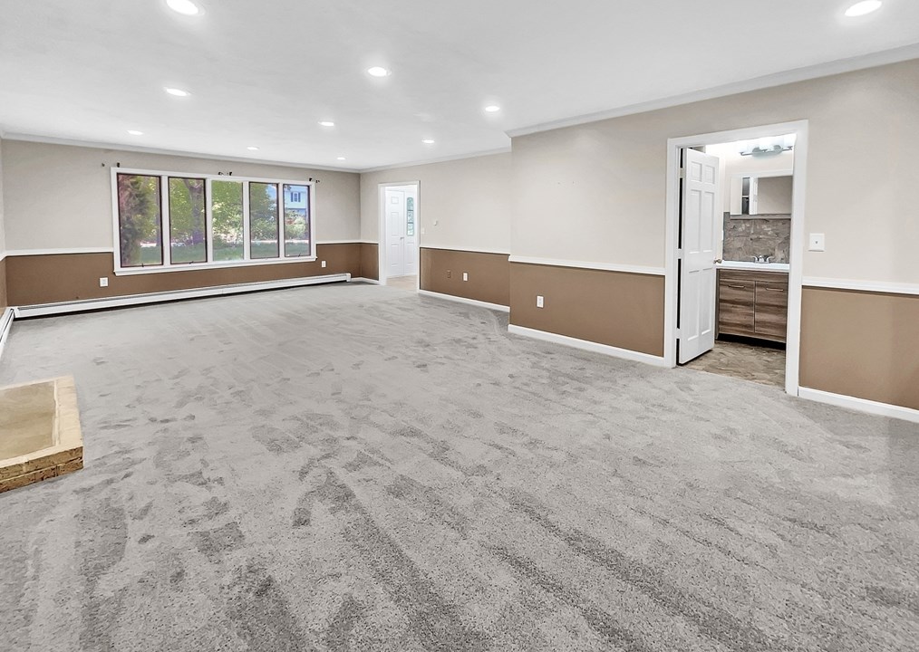 219 Congress St, Milford MA  01757-1403 exterior