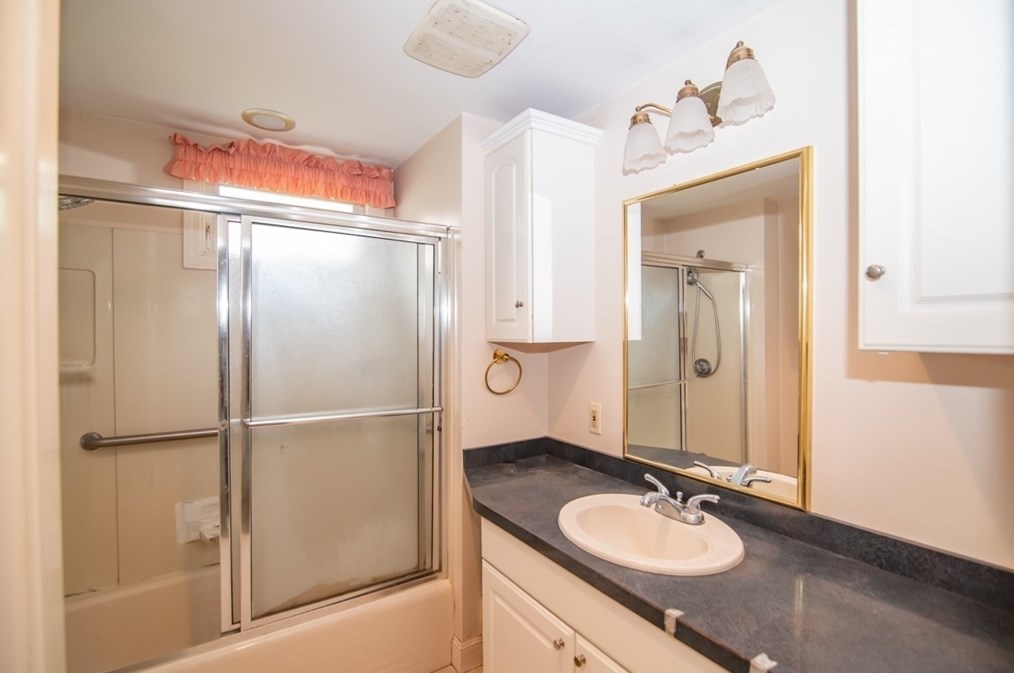 333 Elliott St, Beverly MA 01915-2443 exterior