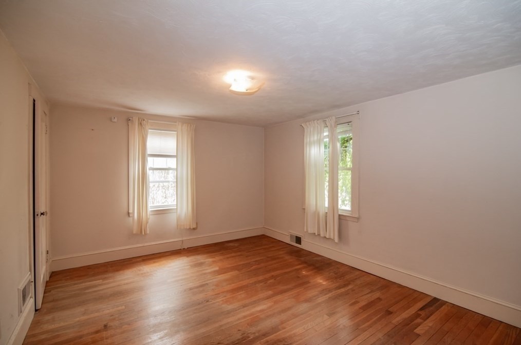 333 Elliott St, Beverly MA 01915-2443 exterior