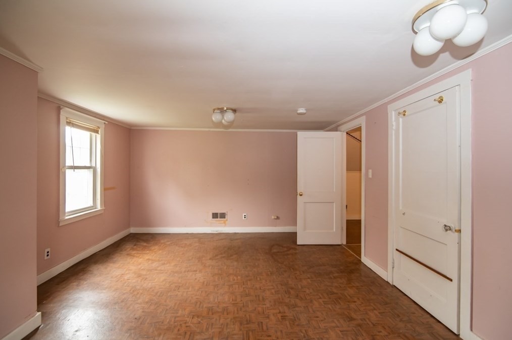 333 Elliott St, Beverly MA 01915-2443 exterior