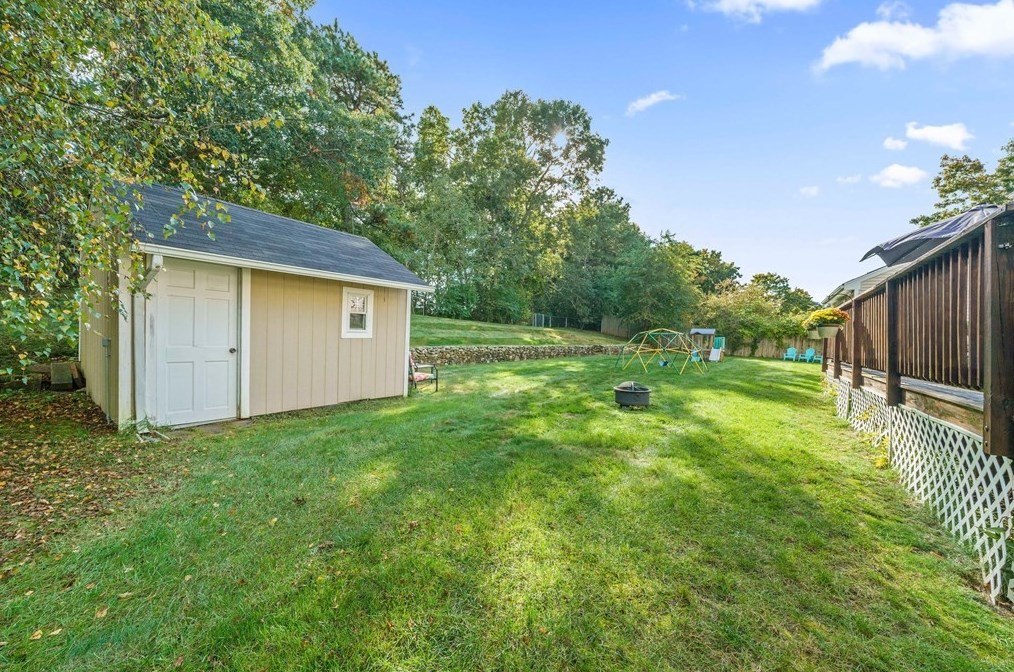 15 Pimental Way, Plymouth MA 02360-5243 exterior