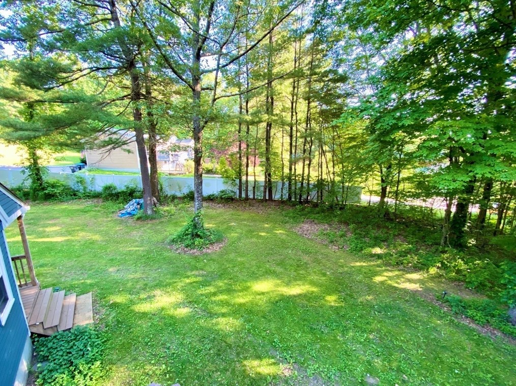 84 Breakneck Rd, Sturbridge MA 01566-1130 exterior