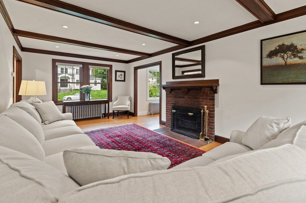 20 Bertwell Rd, Lexington MA 02420-3302 exterior