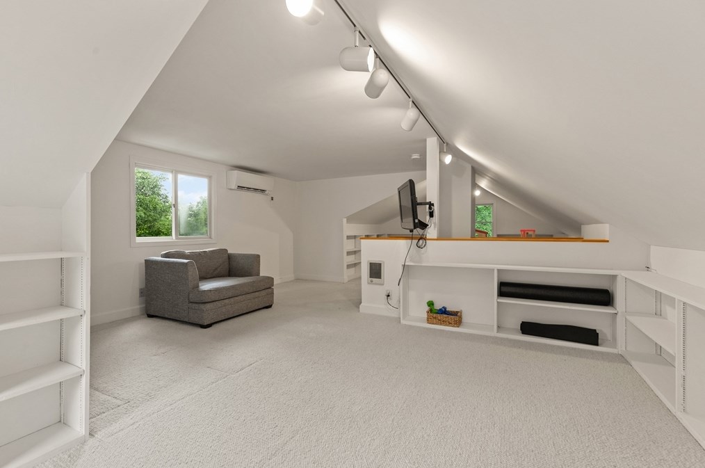 20 Bertwell Rd, Lexington MA 02420-3302 exterior