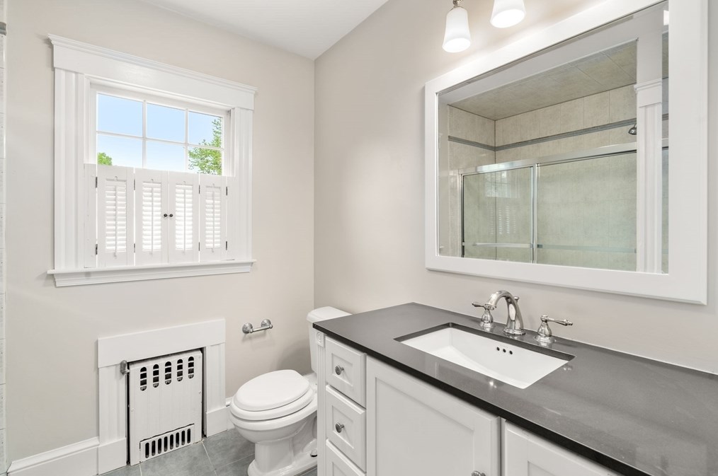 39 Prince St, Needham MA  02492-3718 exterior