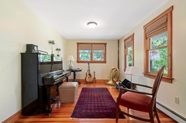 35 Chapel St, Duxbury MA 02332-3822 exterior