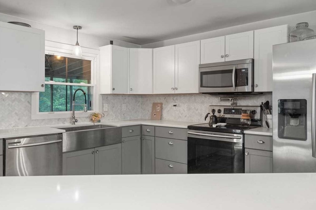 484 Brown St, Winchendon MA 01475-1024 exterior