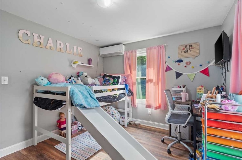 484 Brown St, Winchendon MA 01475-1024 exterior