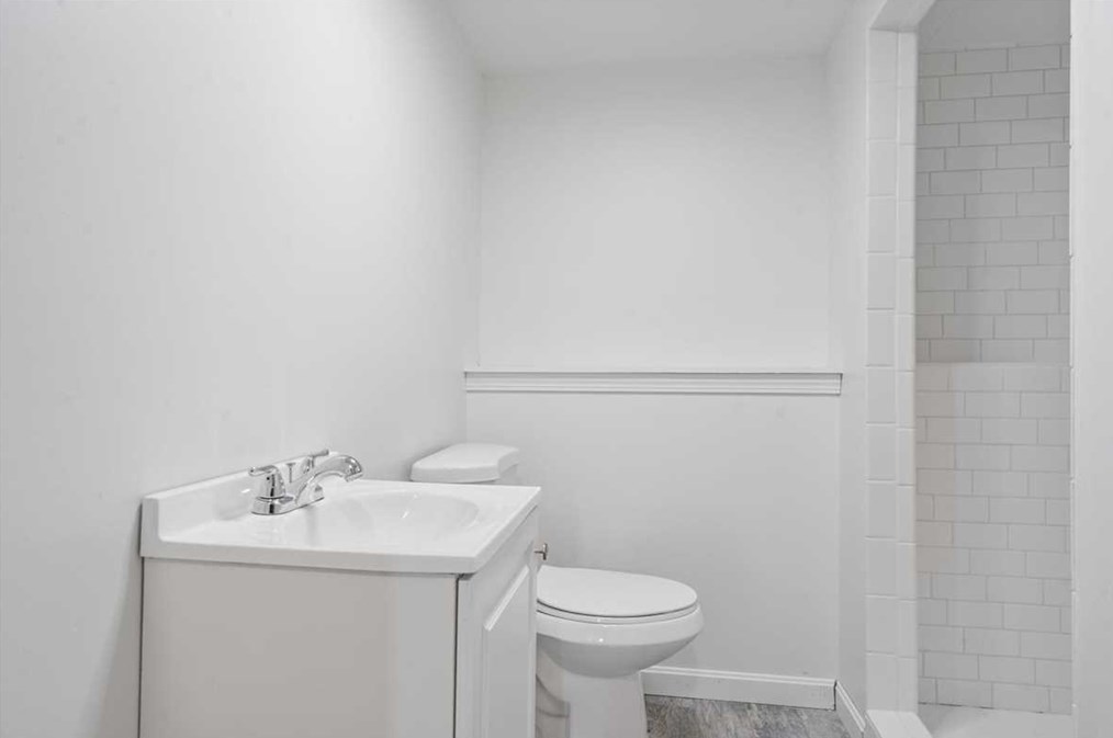 484 Brown St, Winchendon MA 01475-1024 exterior