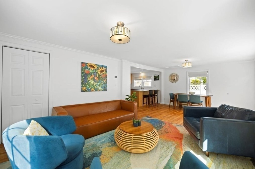 457 St, West Bridgewater MA 02379-1809 exterior